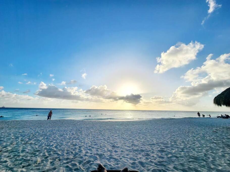 Milateo Suite Oranjestad Luaran gambar